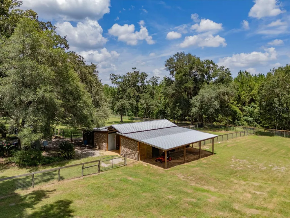 18251 NW 141ST AVENUE Williston, FL 32696