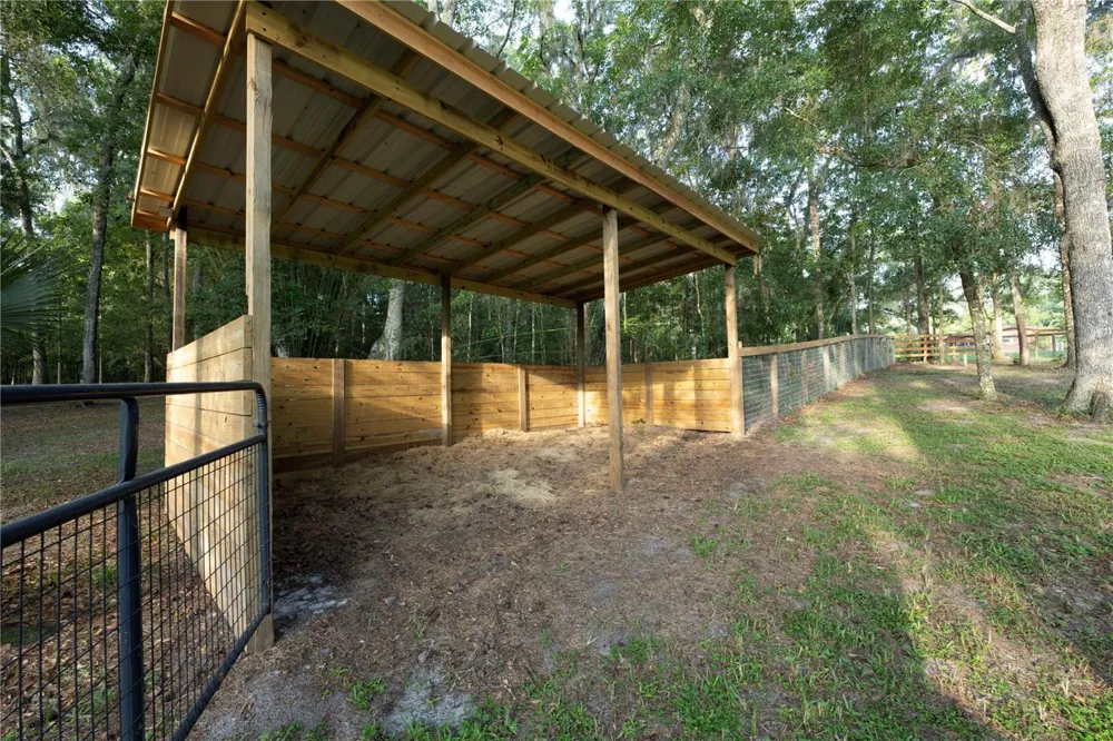 18251 NW 141ST AVENUE Williston, FL 32696
