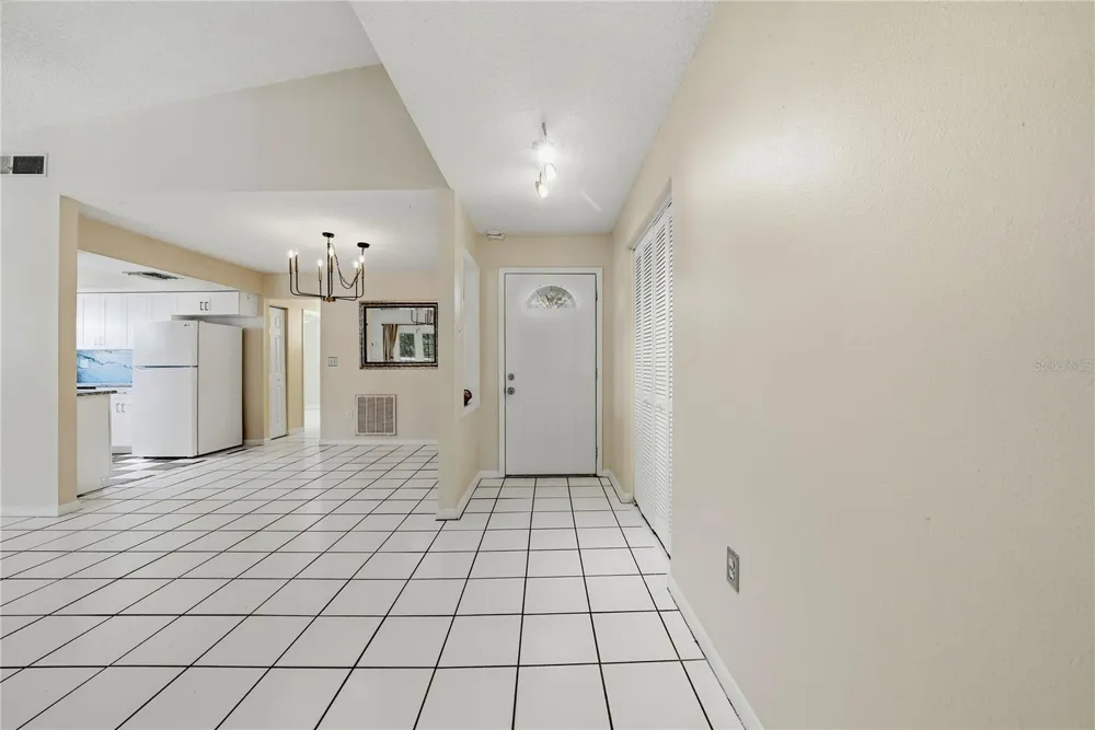 906 CARLTON ROAD Tarpon Springs, FL 34689