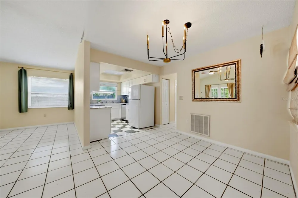 906 CARLTON ROAD Tarpon Springs, FL 34689