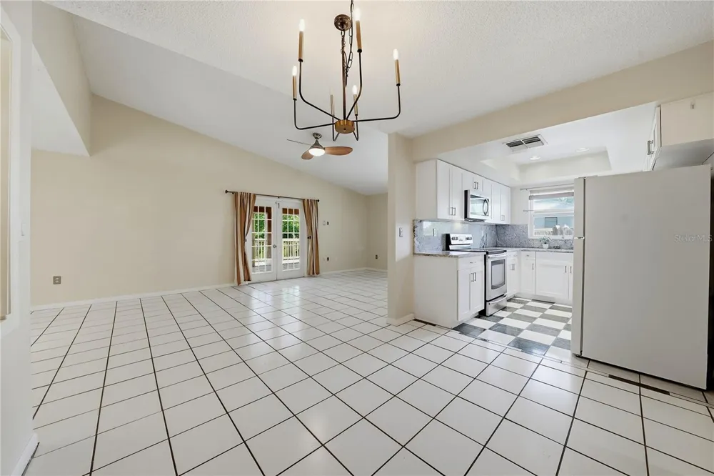 906 CARLTON ROAD Tarpon Springs, FL 34689