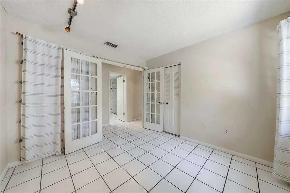 906 CARLTON ROAD Tarpon Springs, FL 34689