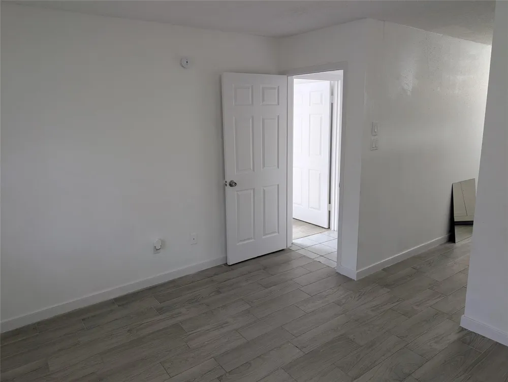 5815 Village Forest Court Houston, TX 77092