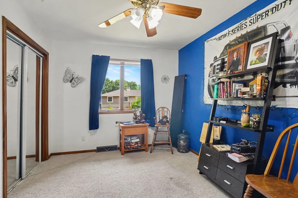 15332 Kevin Grand Haven, MI 49417