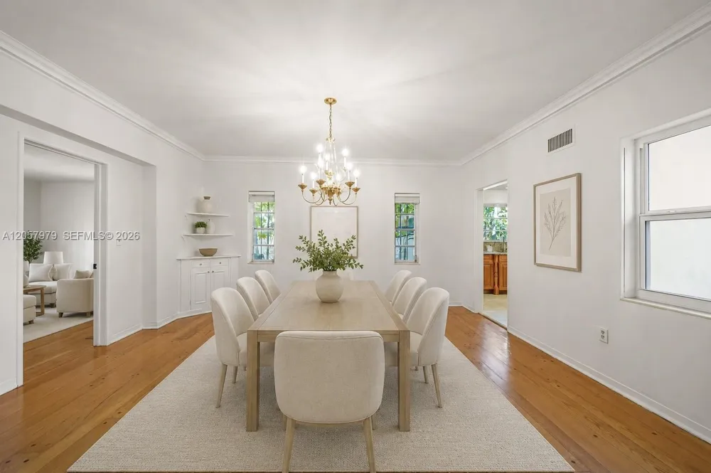 5842 Alton Rd Miami Beach, FL 33140