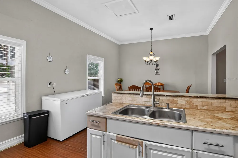 204 NE 1ST AVENUE Mulberry, FL 33860