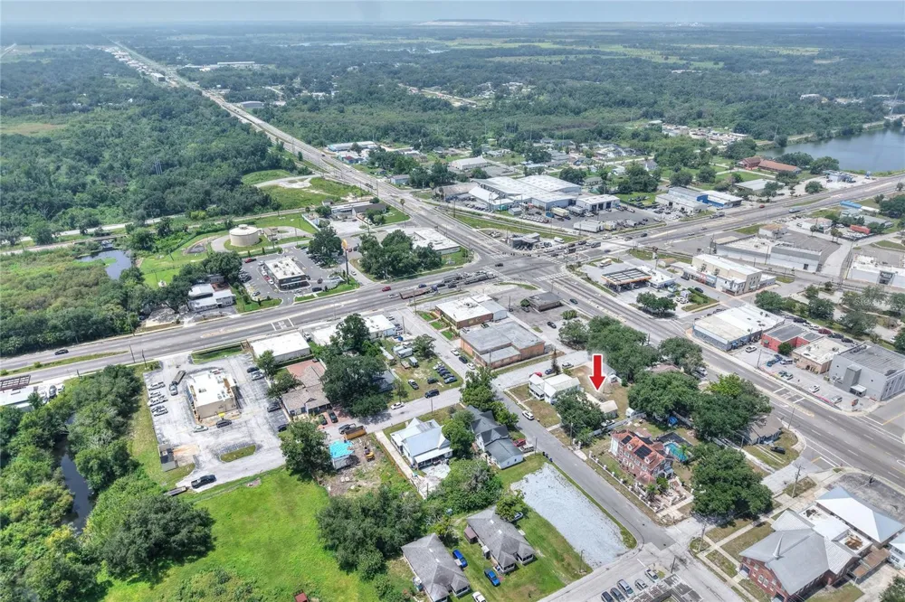 204 NE 1ST AVENUE Mulberry, FL 33860