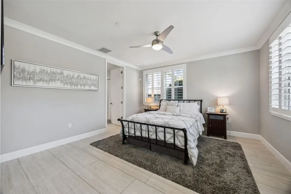 484 W PLANT STREET Winter Garden, FL 34787