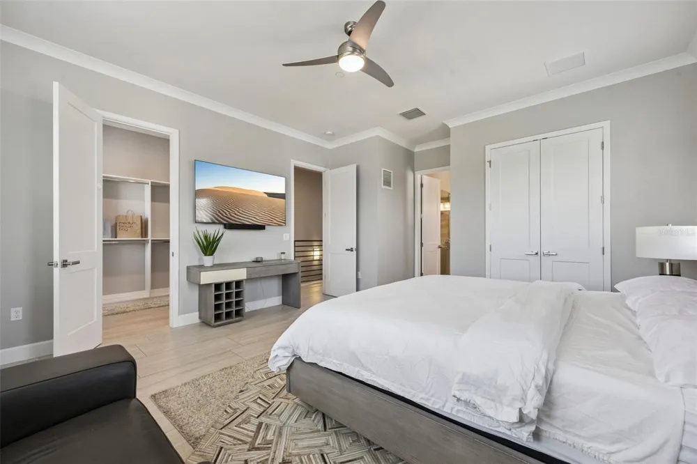 484 W PLANT STREET Winter Garden, FL 34787