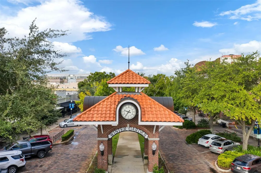 484 W PLANT STREET Winter Garden, FL 34787