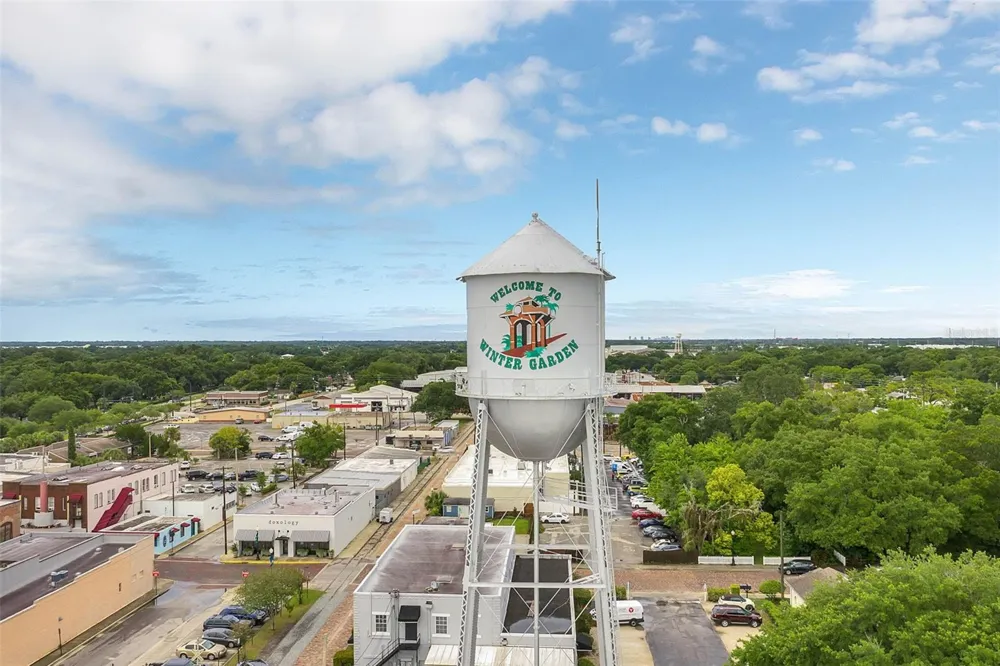 484 W PLANT STREET Winter Garden, FL 34787
