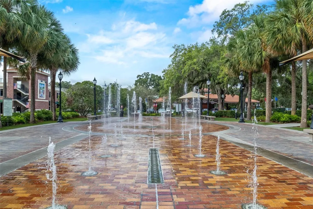 484 W PLANT STREET Winter Garden, FL 34787
