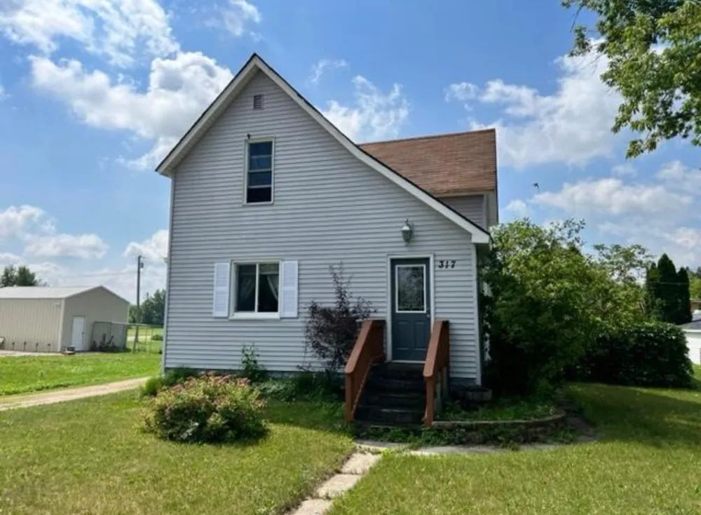317 Minnesota Avenue E Sebeka, MN 56477