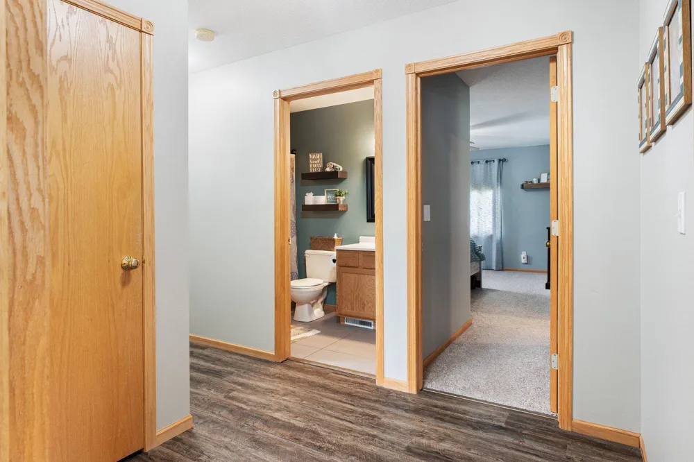 306 Haralson Lane La Crescent, MN 55947