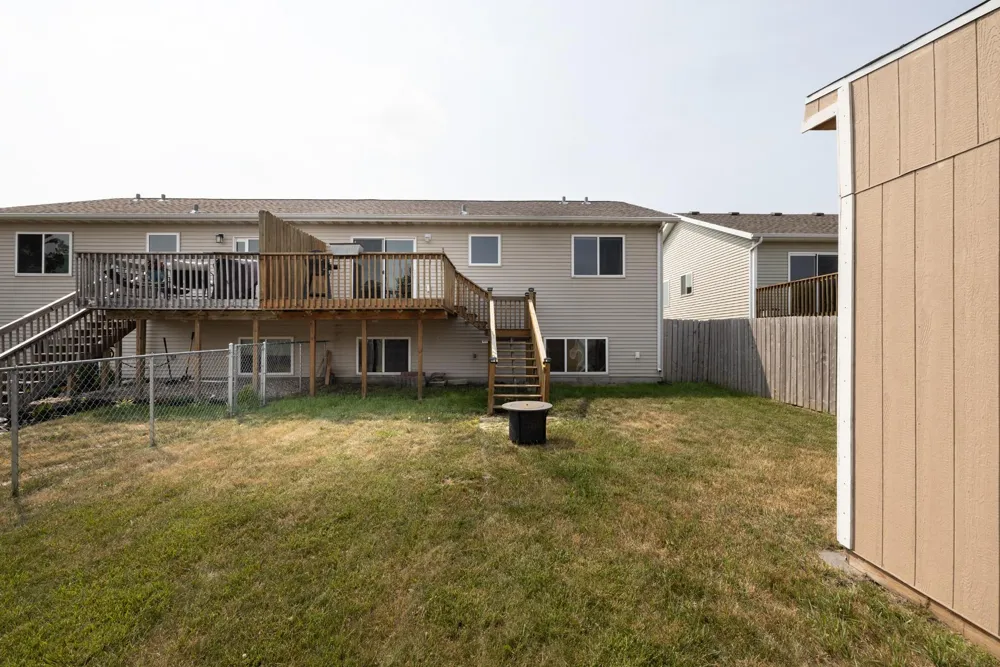2524 31st Avenue S Moorhead, MN 56560