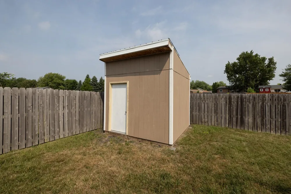2524 31st Avenue S Moorhead, MN 56560
