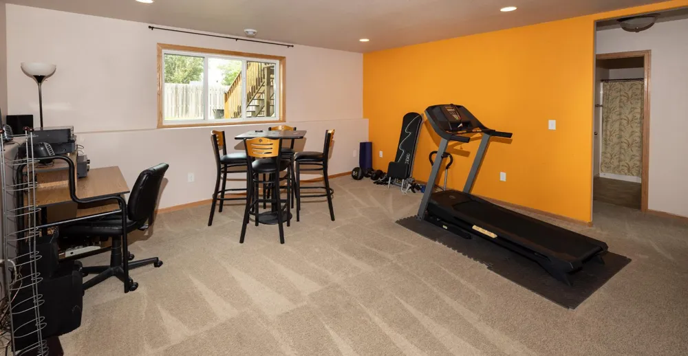 2524 31st Avenue S Moorhead, MN 56560
