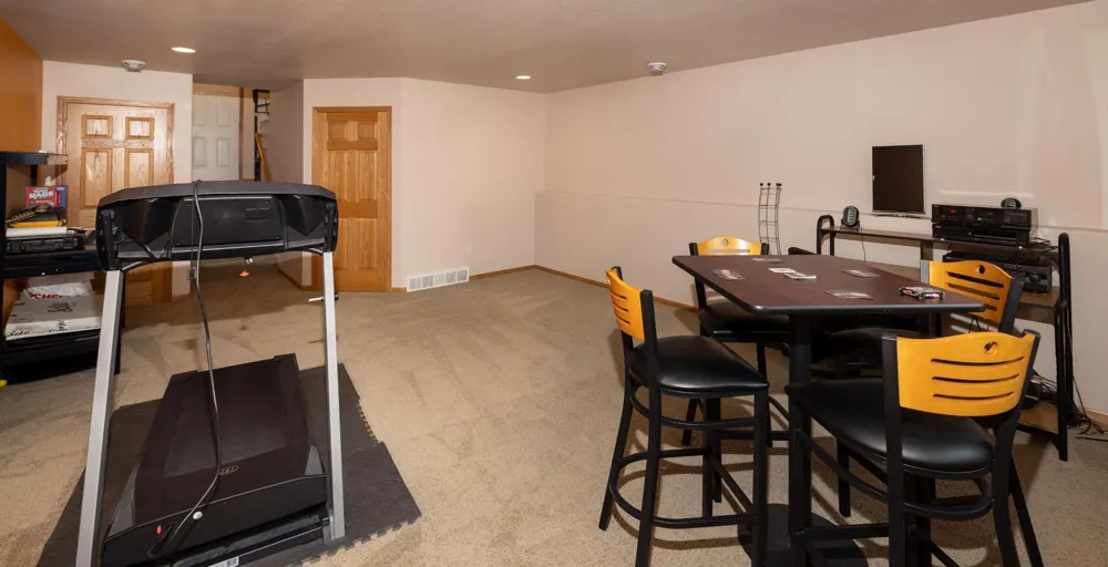 2524 31st Avenue S Moorhead, MN 56560