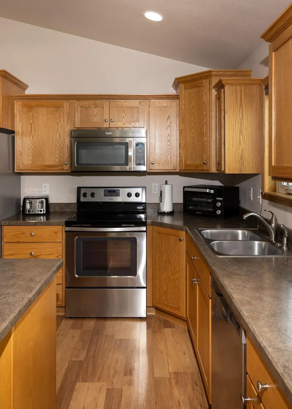 2524 31st Avenue S Moorhead, MN 56560