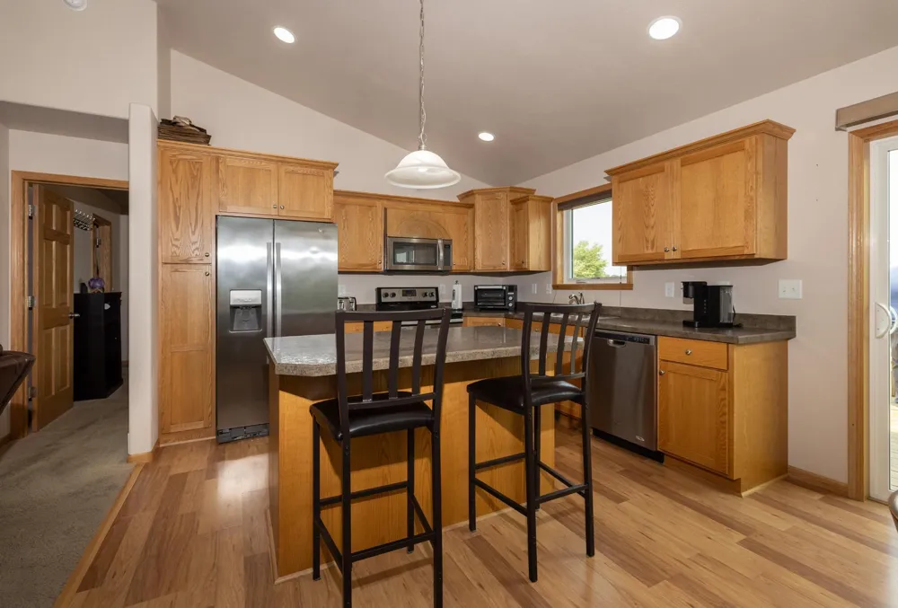 2524 31st Avenue S Moorhead, MN 56560