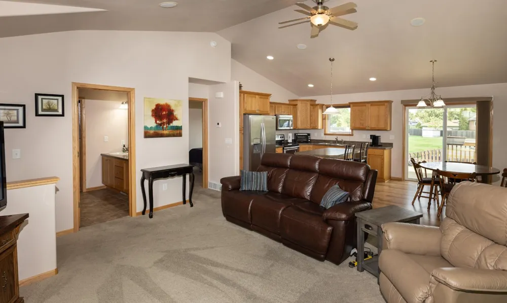 2524 31st Avenue S Moorhead, MN 56560