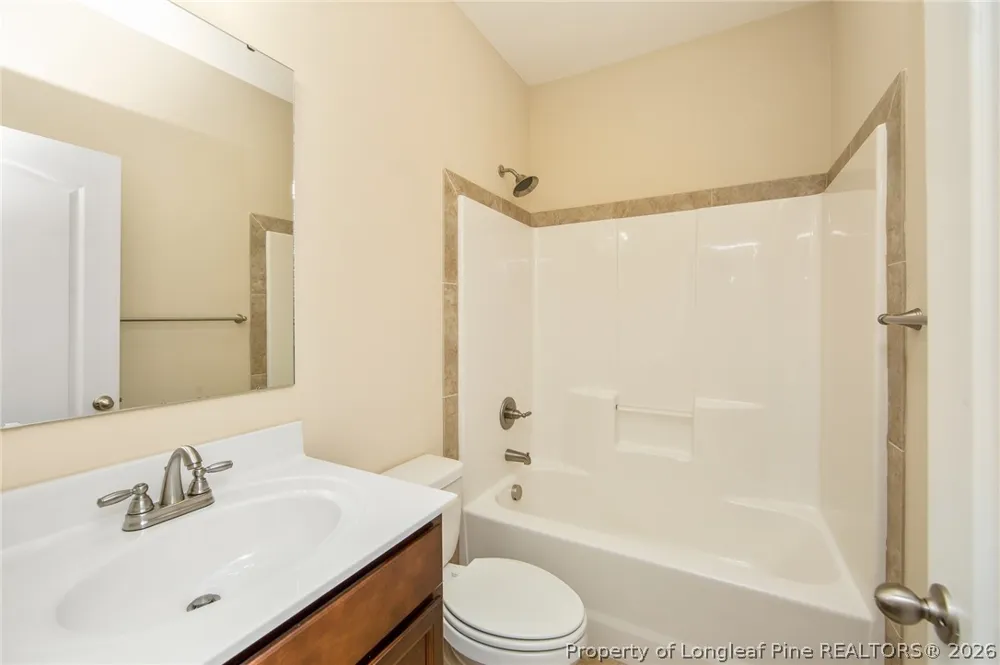 620 Stonebriar Avenue Raeford, NC 28376