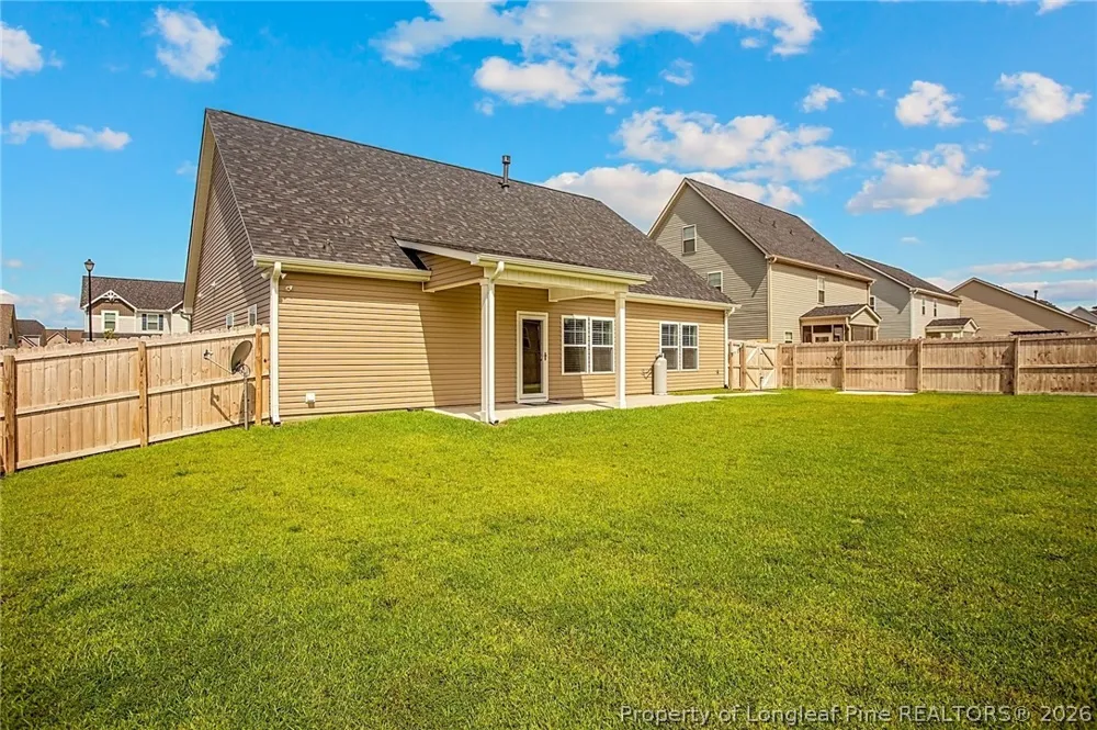 620 Stonebriar Avenue Raeford, NC 28376