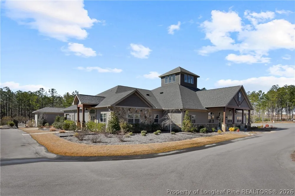 47 Pinnacle Drive Spring Lake, NC 28390