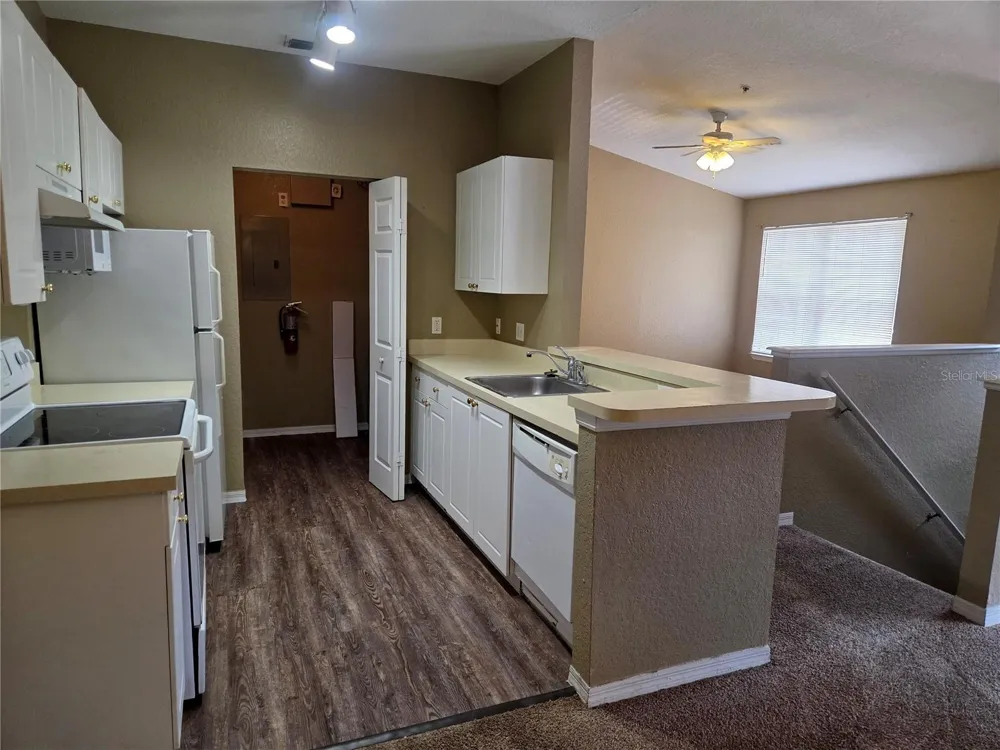 821 GRAND REGENCY POINTE #203 Altamonte Springs, FL 32714