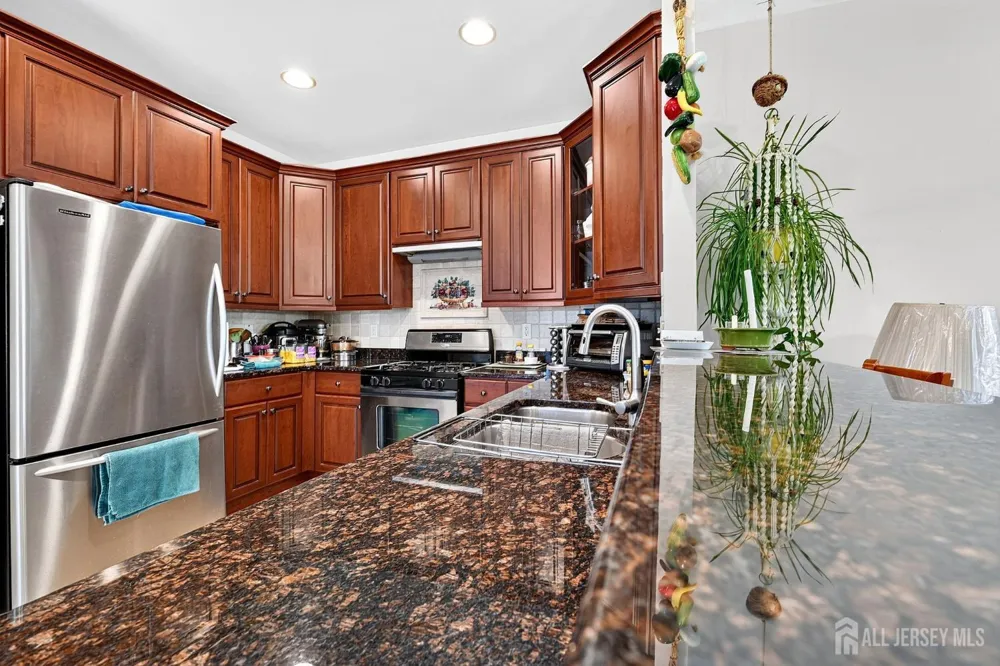 53 Prusakowski Boulevard Parlin, NJ 08859