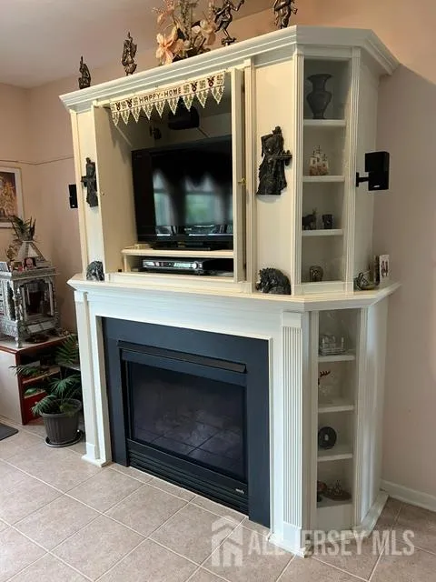 53 Prusakowski Boulevard Parlin, NJ 08859