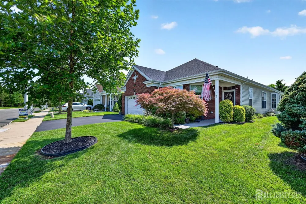 53 Prusakowski Boulevard Parlin, NJ 08859
