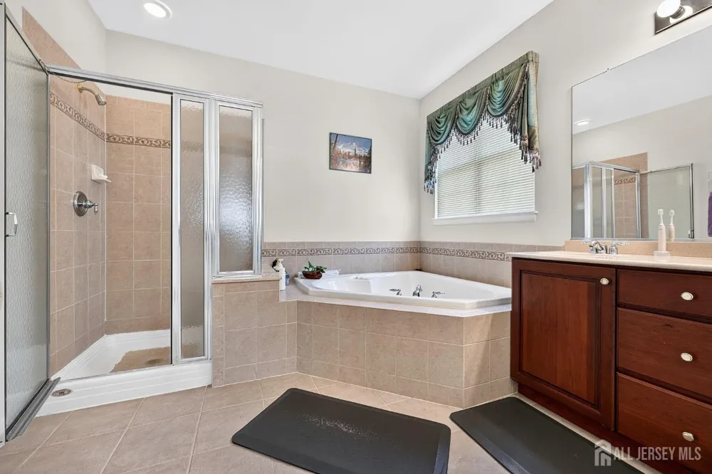 53 Prusakowski Boulevard Parlin, NJ 08859