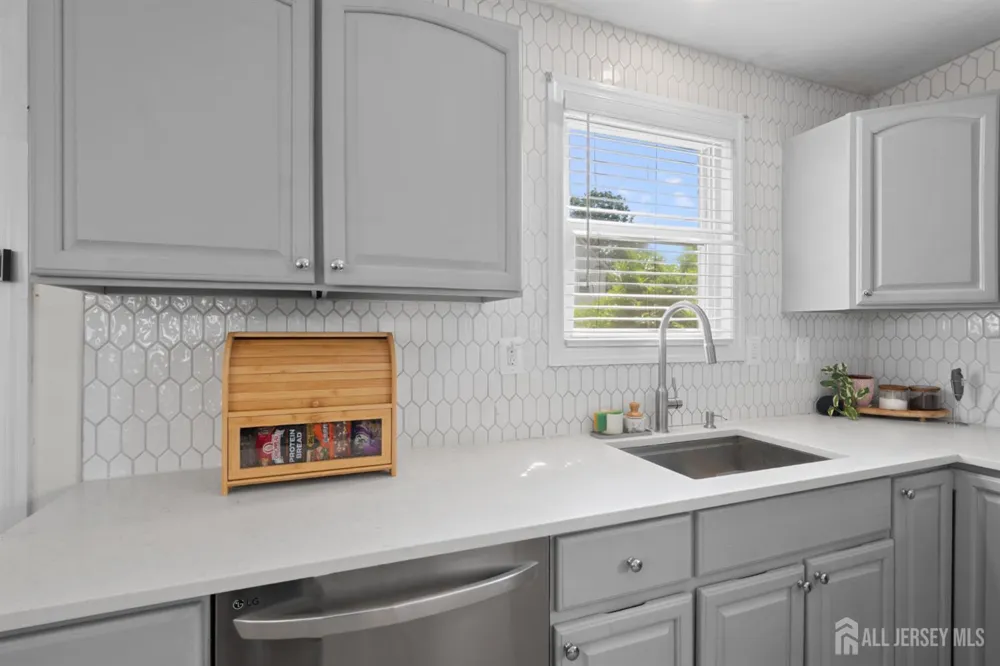 10 Arcadia Place Union, NJ 07088