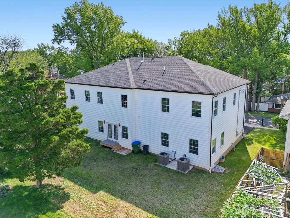 20 Milton Avenue Edison, NJ 08820