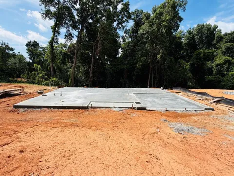 1905 Sandfort Road