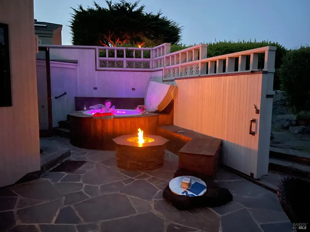 20689 Mockingbird Road Bodega Bay, CA 94923