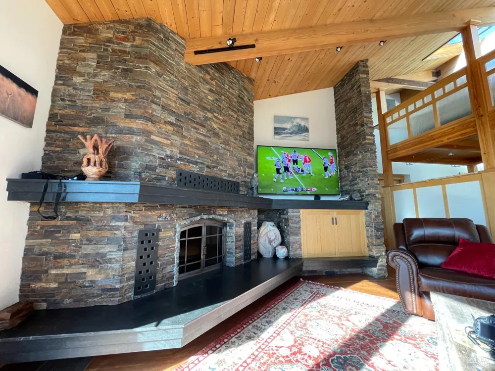 20689 Mockingbird Road Bodega Bay, CA 94923