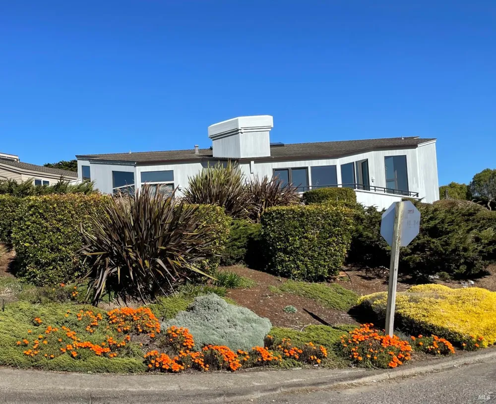 20689 Mockingbird Road Bodega Bay, CA 94923