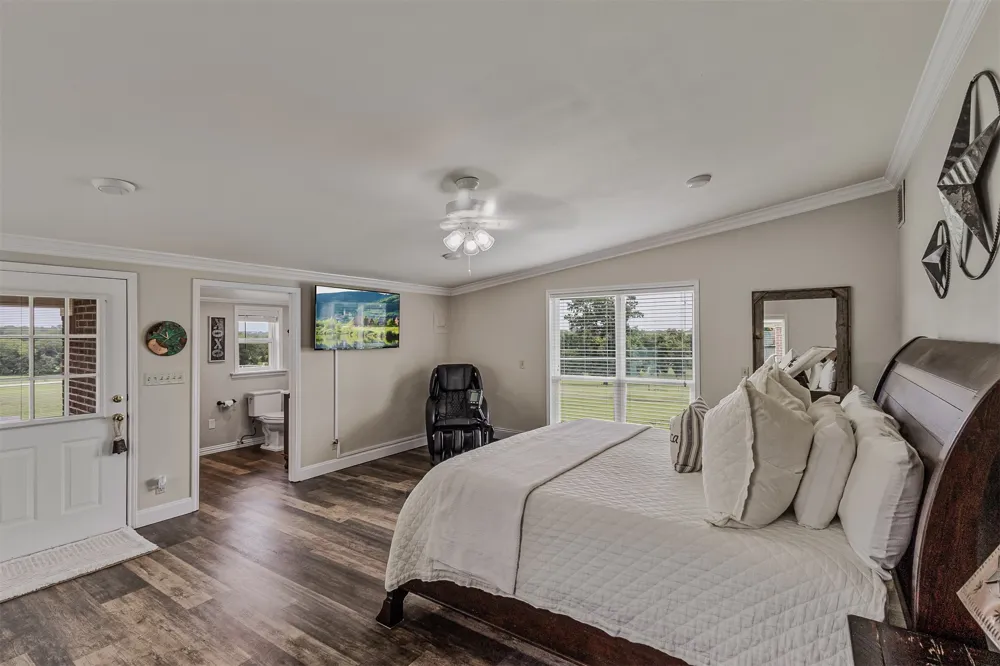 339 Colwell Road Forestburg, TX 76239