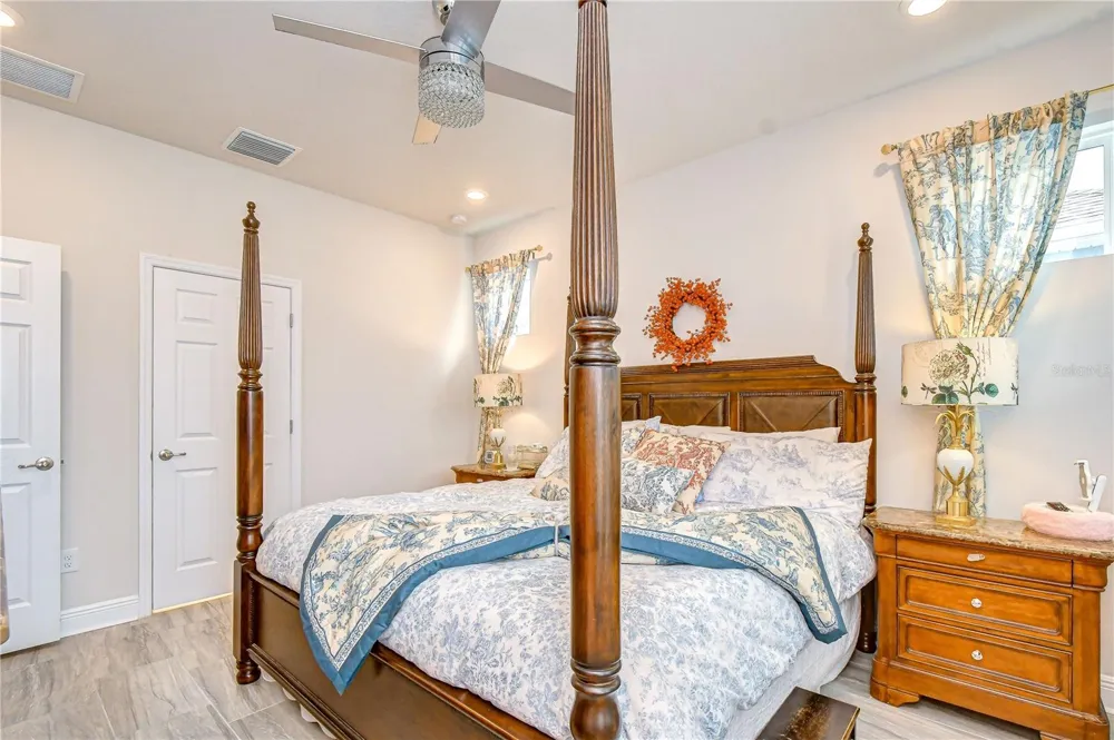 15371 CARAVAN AVENUE Odessa, FL 33556