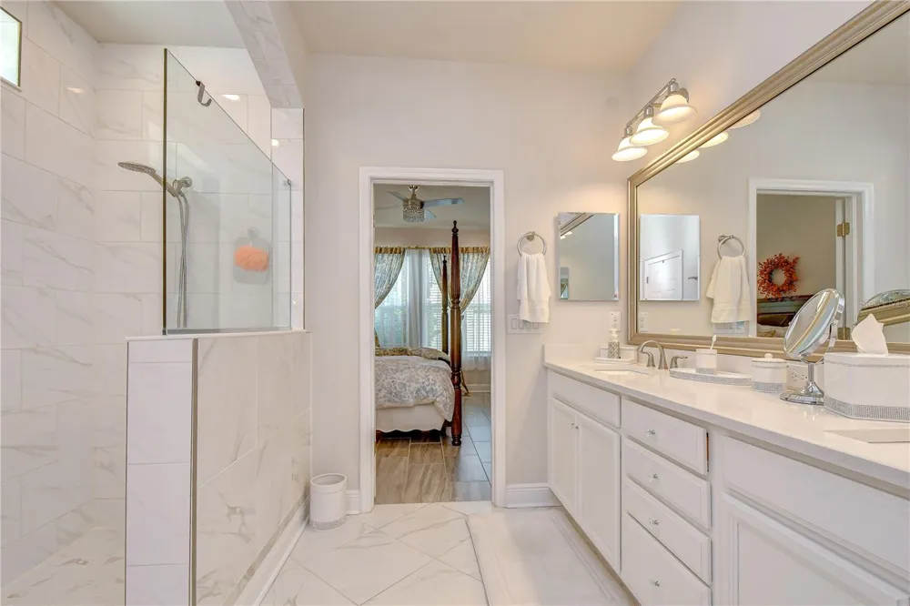 15371 CARAVAN AVENUE Odessa, FL 33556