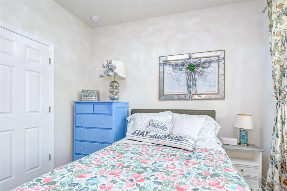 15371 CARAVAN AVENUE Odessa, FL 33556