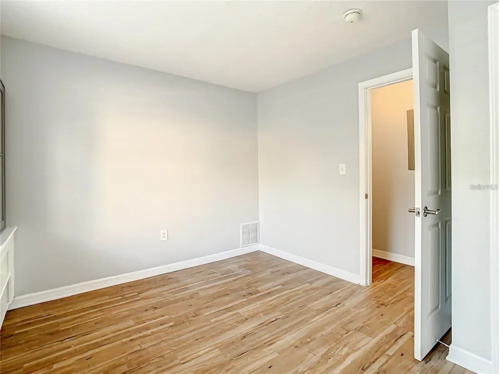 406 S CEDAR AVENUE #107 Tampa, FL 33606