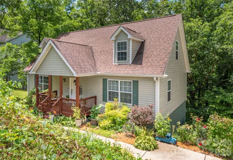 10 E Rolling Acres Drive