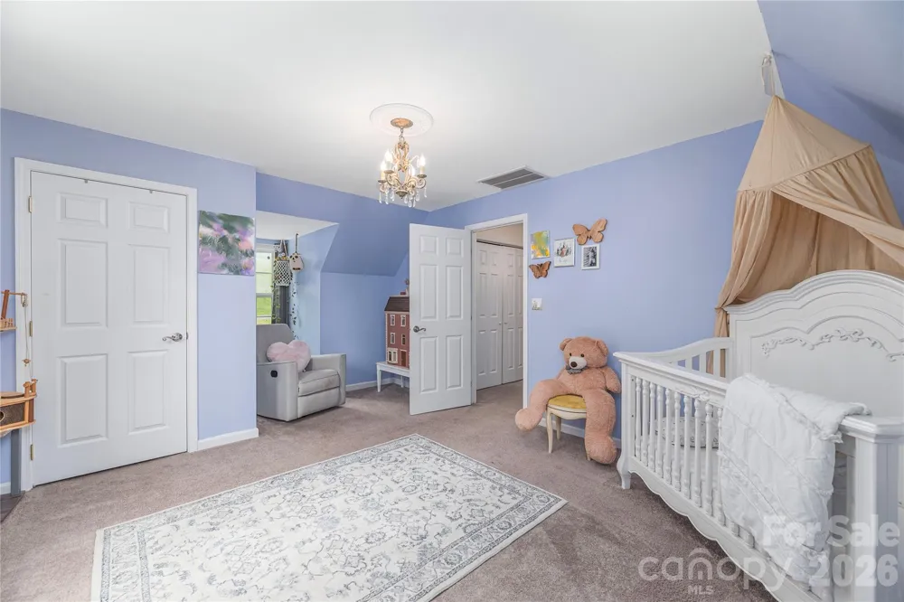 10 E Rolling Acres Drive Weaverville, NC 28787