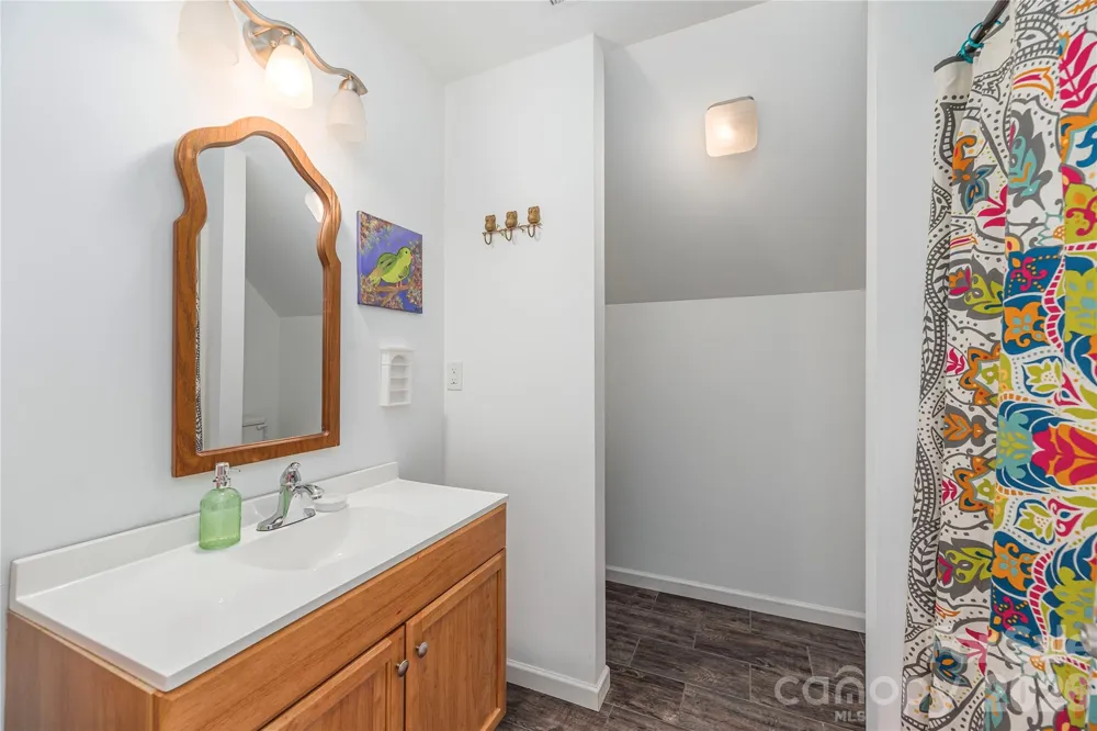10 E Rolling Acres Drive Weaverville, NC 28787