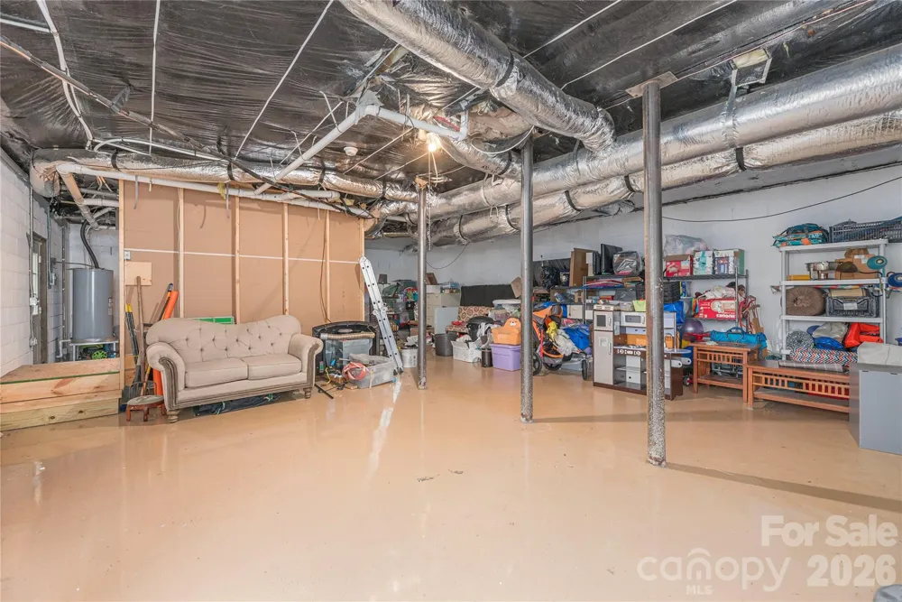 10 E Rolling Acres Drive Weaverville, NC 28787