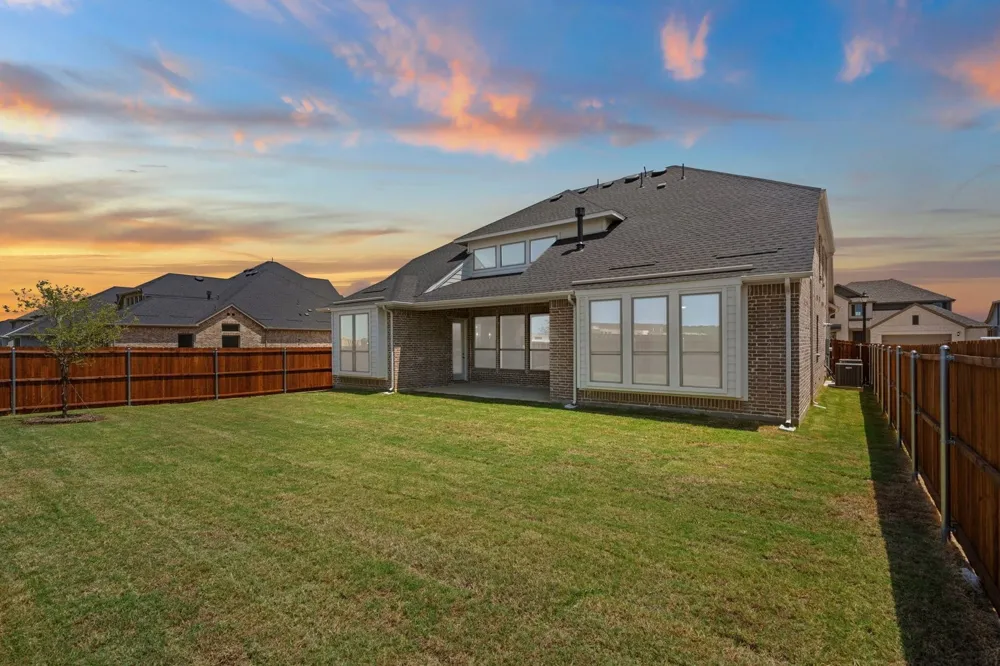 1733 Monarch Haven Way Oak Point, TX 75068