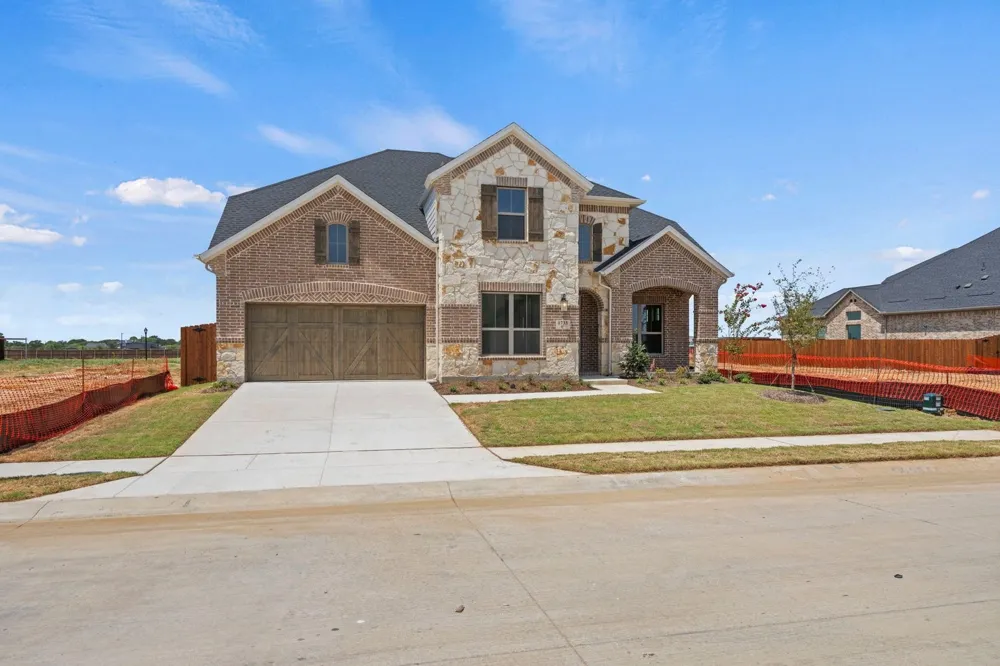 1733 Monarch Haven Way Oak Point, TX 75068